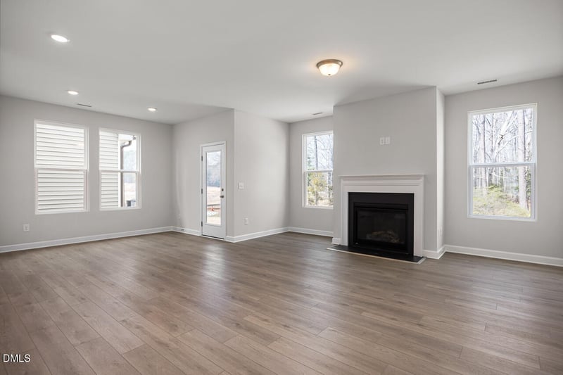 601 Crescent Wood Trl, Zebulon, NC 27597