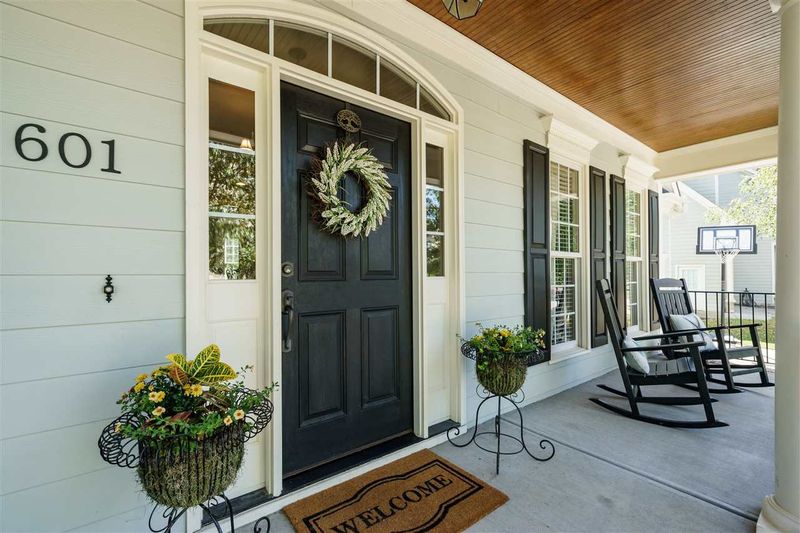 601 Dominion Hill Dr, Cary, NC 27519