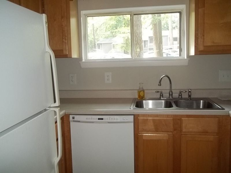 601 Dylan Ct, Raleigh, NC 27606