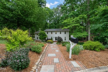 601 Ellynn Dr, Cary, NC 27511