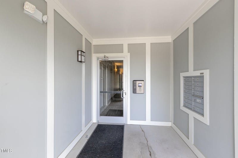 601 Finsbury St #100, Durham, NC 27703