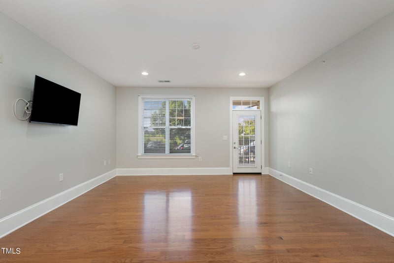 601 Finsbury St #100, Durham, NC 27703