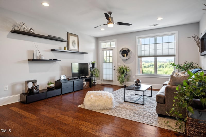 601 Finsbury St #207, Durham, NC 27703
