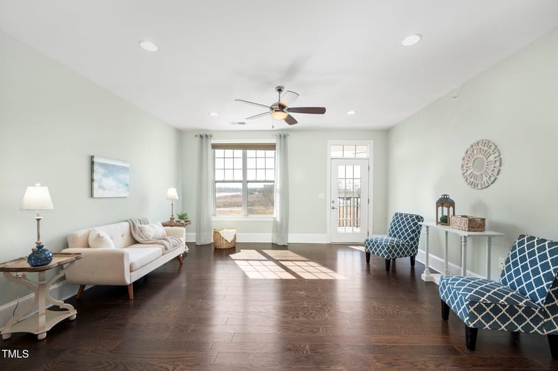 601 Finsbury St #304, Durham, NC 27703