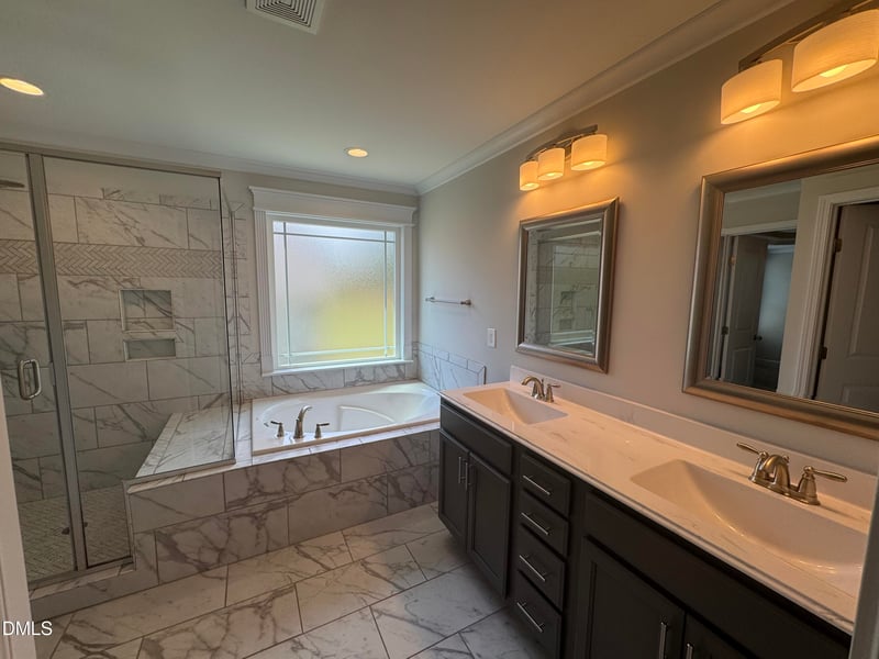 601 Joseph Alexander Dr, Fuquay Varina, NC 27526