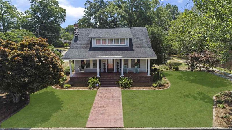 601 S King Ave, Dunn, NC 28334