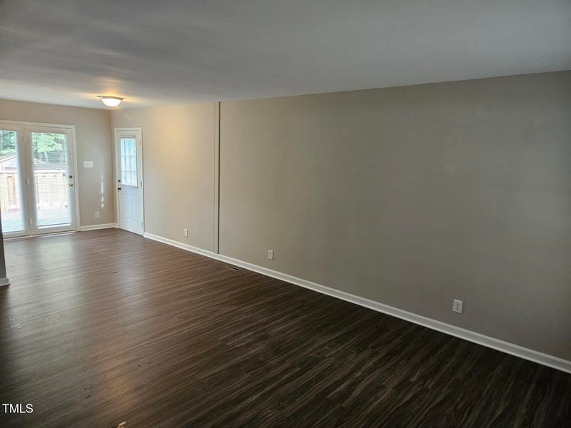 601 Lindley Dr, Durham, NC 27703