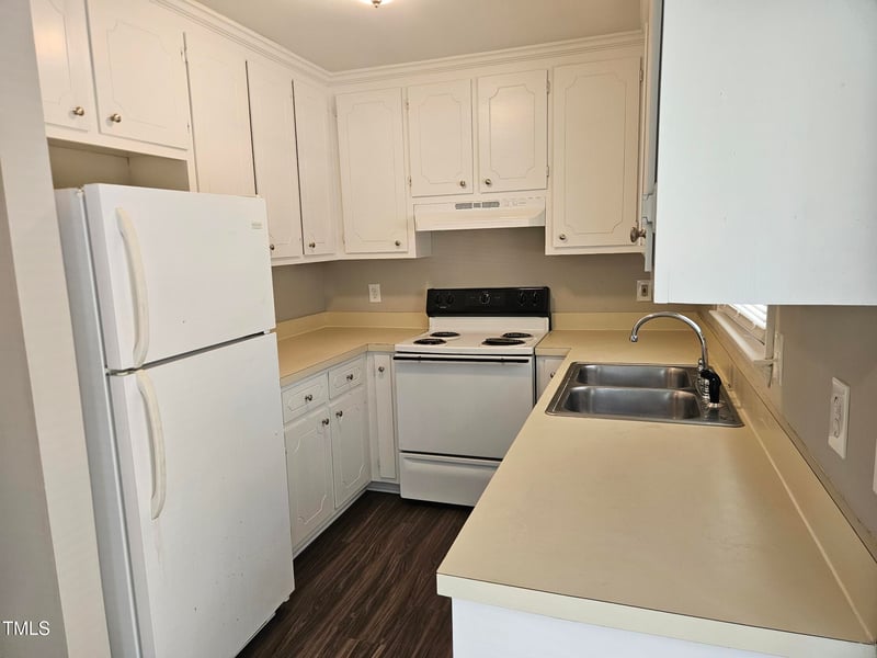 601 Lindley Dr, Durham, NC 27703