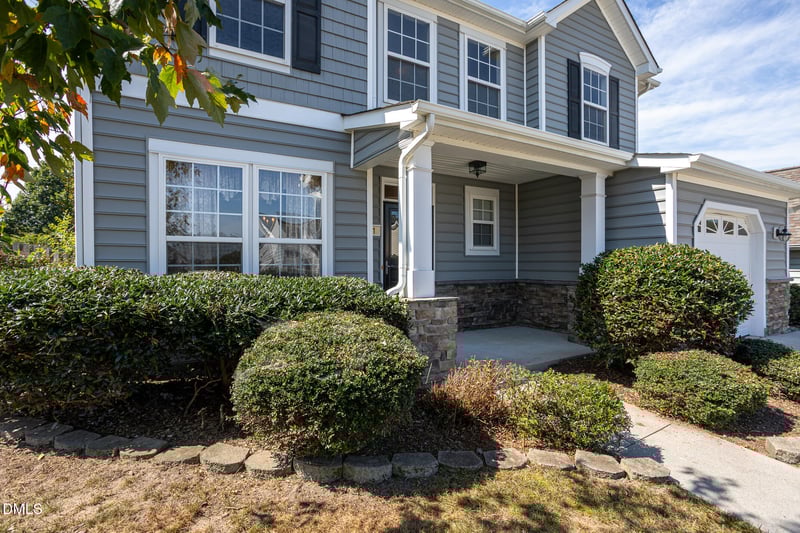 601 Long Melford Dr, Rolesville, NC 27571