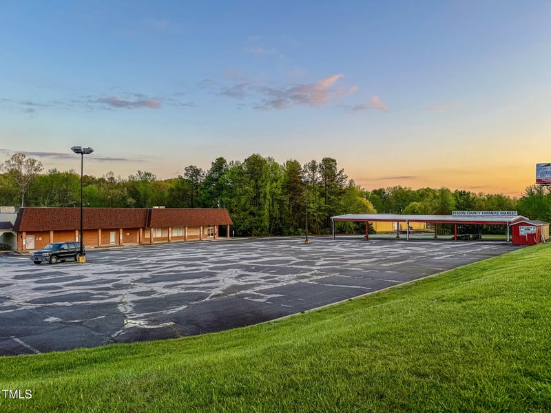 601 N Madison Blvd, Roxboro, NC 27573