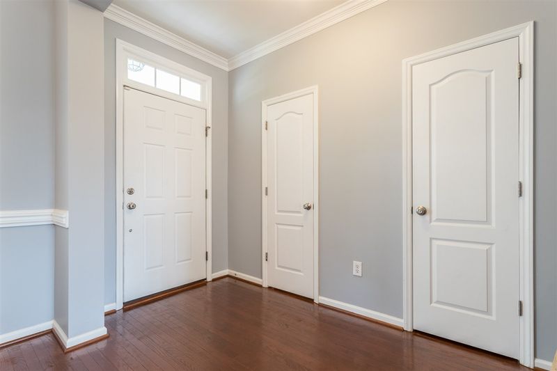601 Mallory Ln #8, Durham, NC 27713