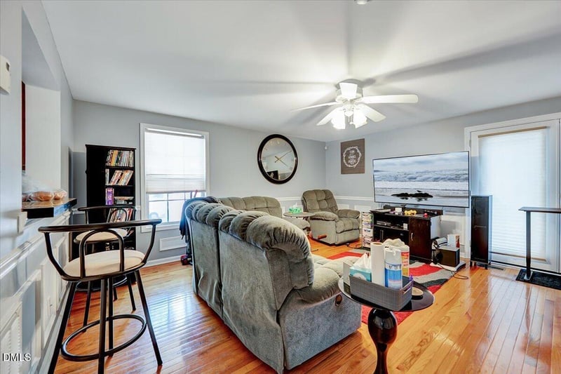 601 Middleton Ave, Cary, NC 27513