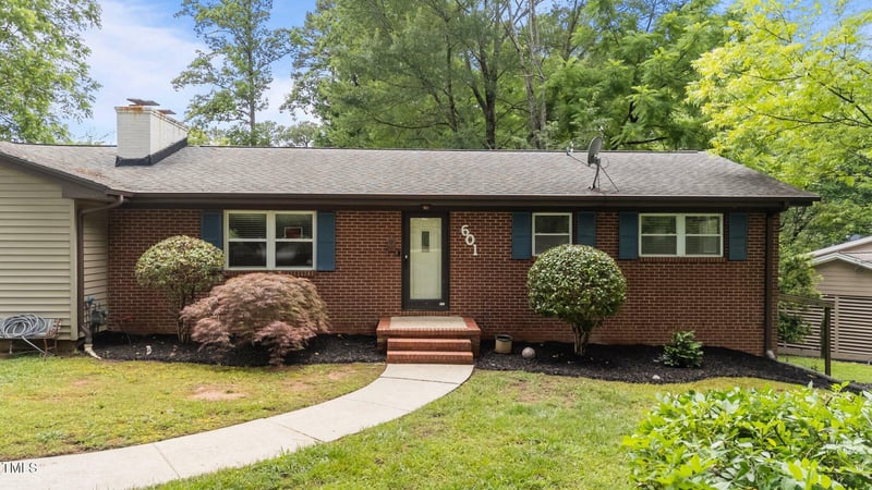 601 Normandy St, Cary, NC 27511