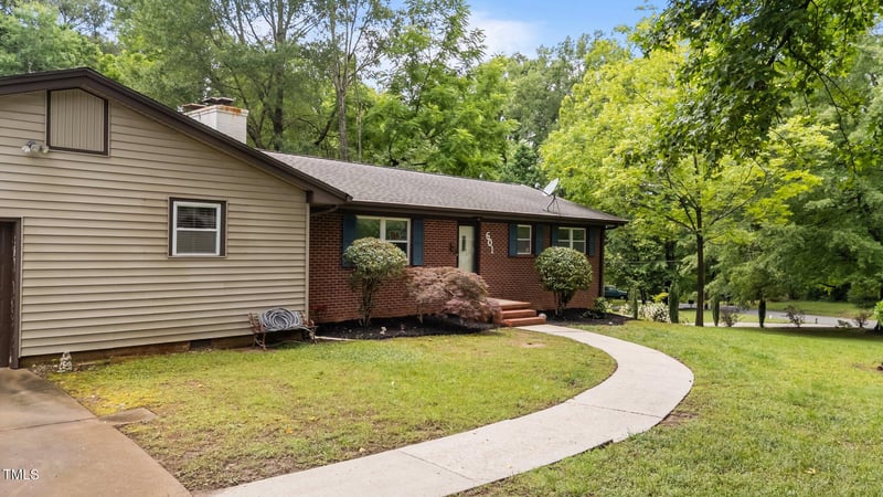 601 Normandy St, Cary, NC 27511