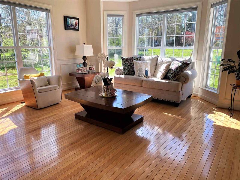 601 Orchard Pl, Hillsborough, NC 27278