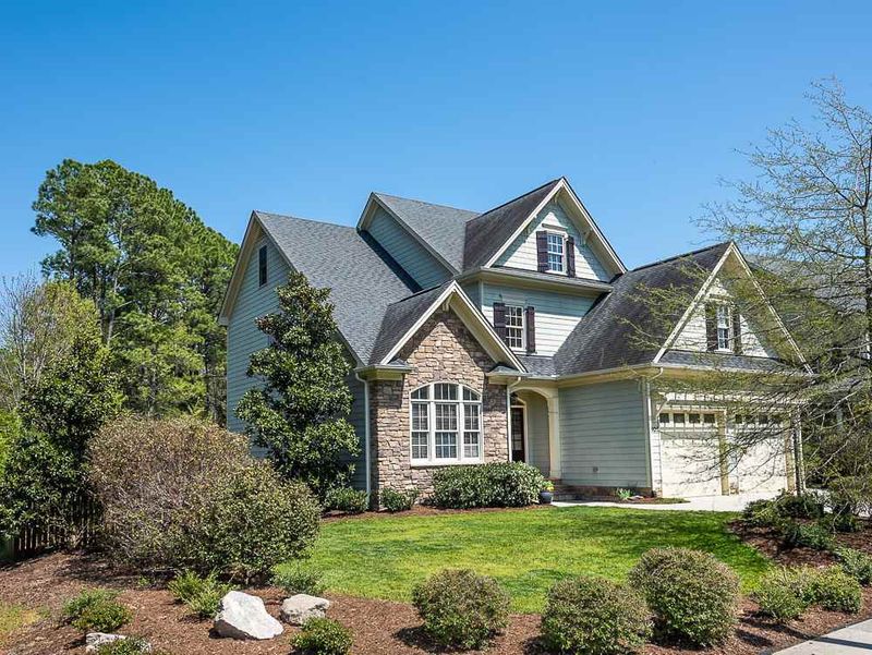 601 Oxfordshire Dr, Durham, NC 27517
