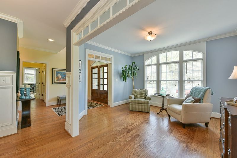 601 Oxfordshire Dr, Durham, NC 27517