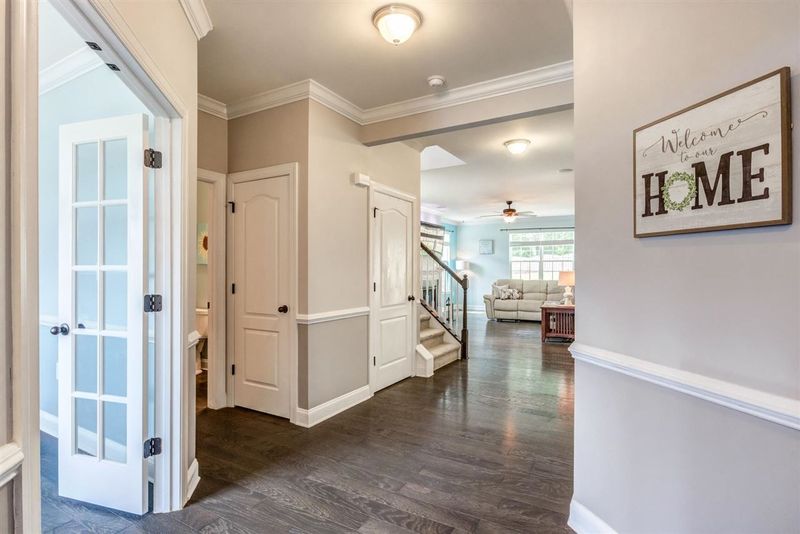 601 Prince Dr, Holly Springs, NC 27540