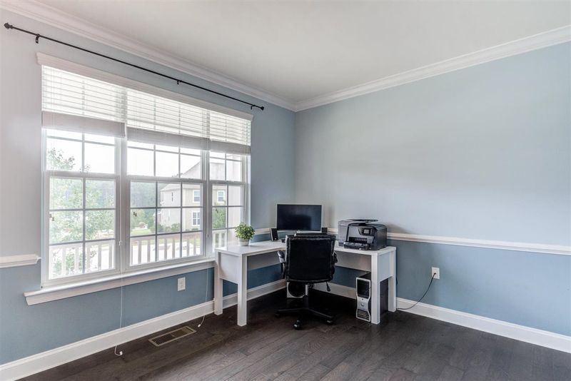 601 Prince Dr, Holly Springs, NC 27540