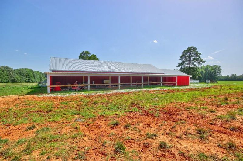 601 Robertson Rd, Roxboro, NC 27574