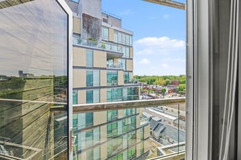 601 Rosemary  #712, Chapel Hill, NC 27516