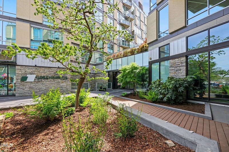 601 Rosemary #712, Chapel Hill, NC 27516