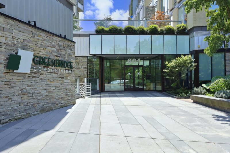 601 W Rosemary St #505, Chapel Hill, NC 27516