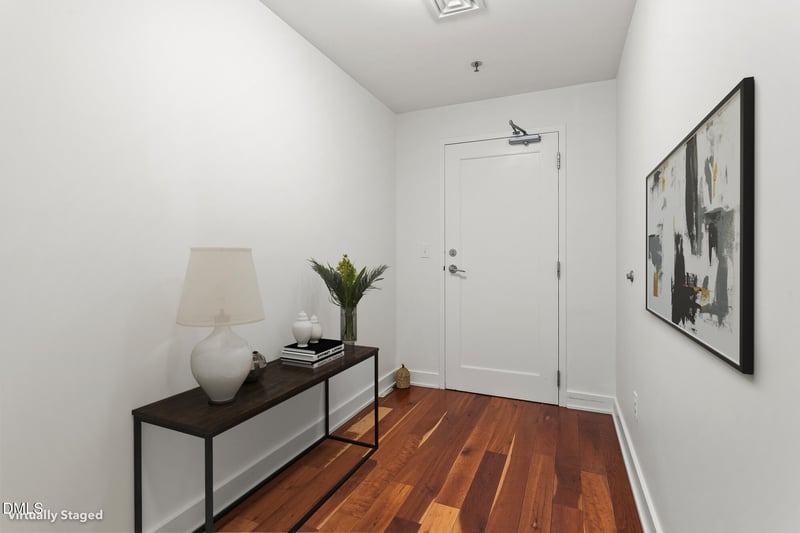 601 W Rosemary St #604, Chapel Hill, NC 27516