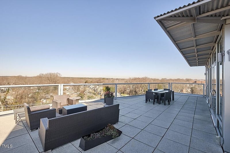 601 Rosemary St #712, Chapel Hill, NC 27516