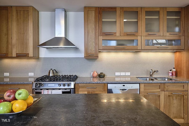 601 Rosemary St #712, Chapel Hill, NC 27516