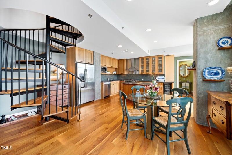 601 Rosemary St #905, Chapel Hill, NC 27516