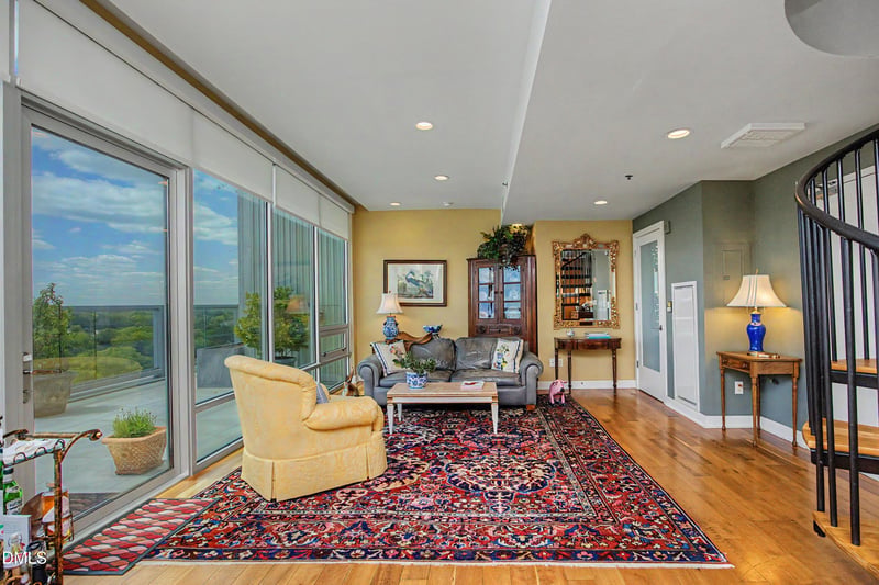 601 Rosemary St #905, Chapel Hill, NC 27516