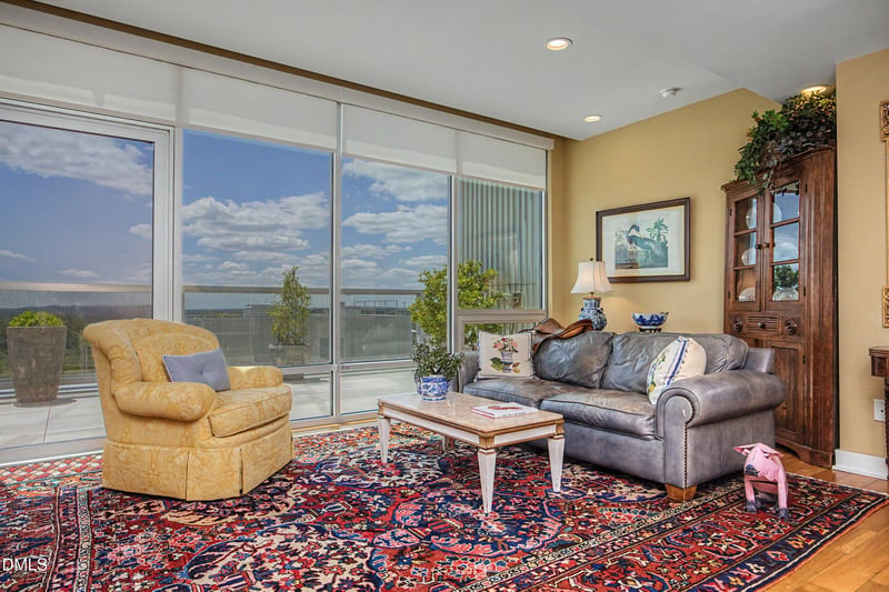 601 Rosemary St #905, Chapel Hill, NC 27516