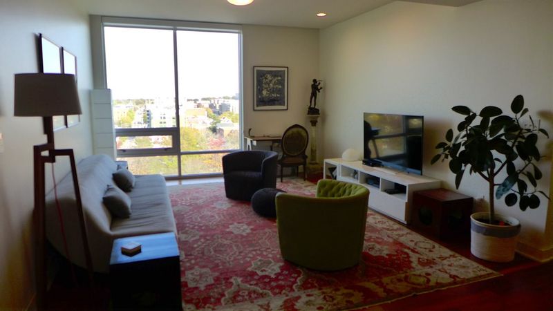 601 W Rosemary St #E803, Chapel Hill, NC 27516