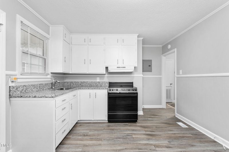 601 Second Ave, Burlington, NC 27215