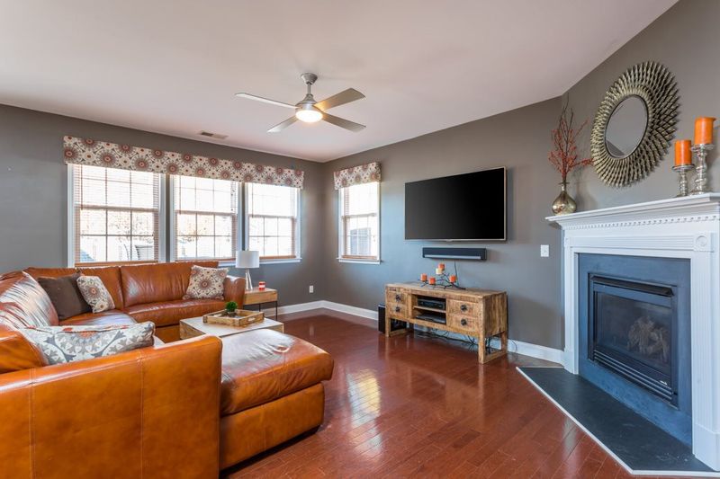 601 Steedmont Dr, Holly Springs, NC 27540