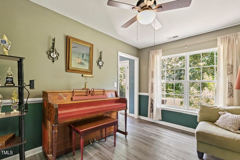 601 Texanna Way, Holly Springs, NC 27540