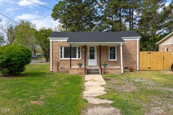 601 Townsend St, Dunn, NC 28334