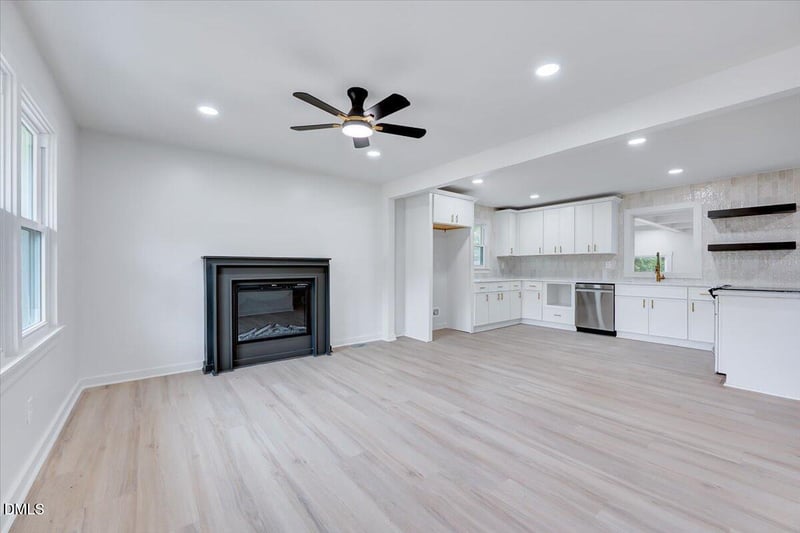 601 Walnut St, Selma, NC 27576