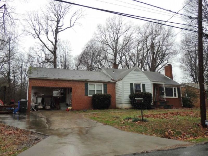 601 Wilba Rd, Mebane, NC 27302