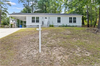 601 Woodclift Dr, Fayetteville, NC 28311