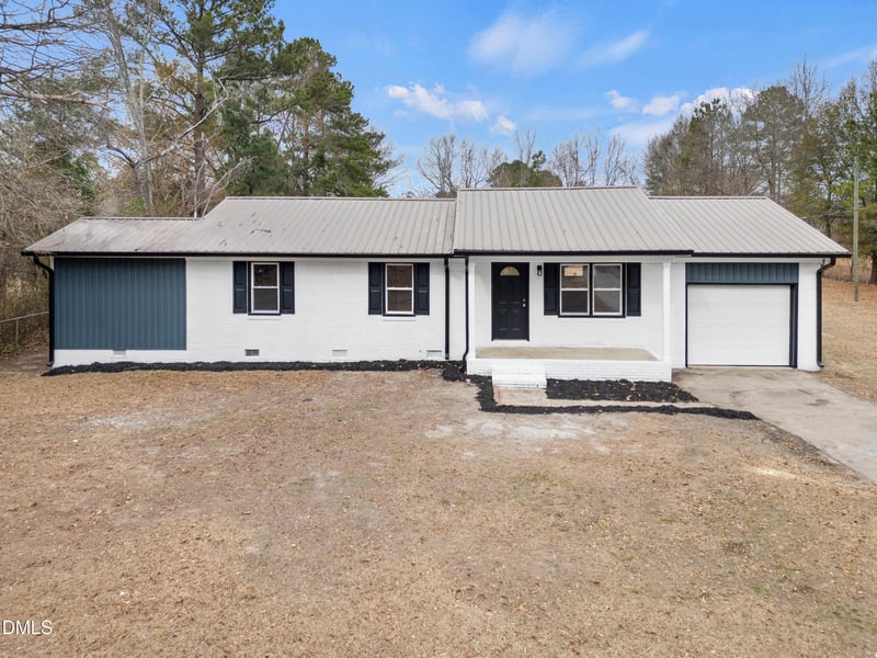 6010 Muscat Rd, Hope Mills, NC 28348