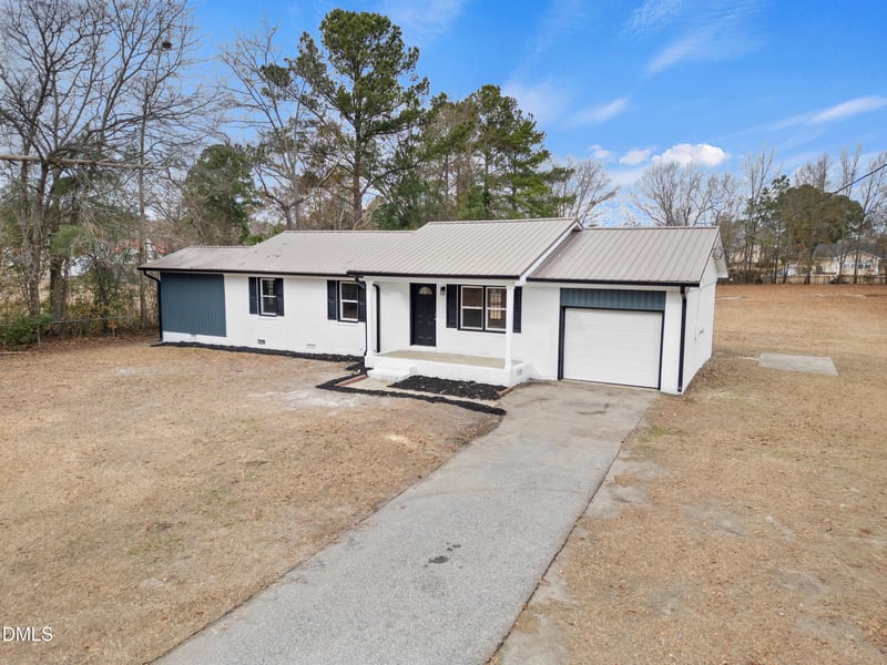 6010 Muscat Rd, Hope Mills, NC 28348