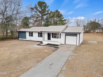 6010 Muscat Rd, Hope Mills, NC 28348