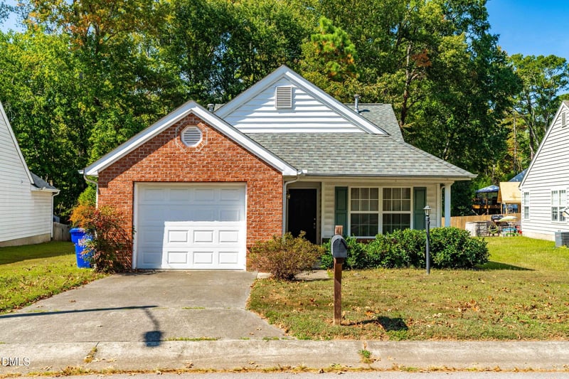 6010 Newhall Rd, Durham, NC 27713
