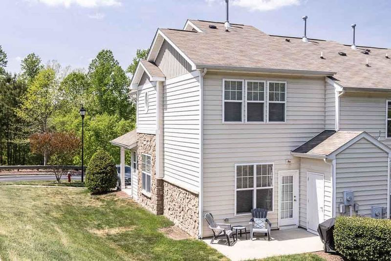 6010 Viking Dr, Raleigh, NC 27612