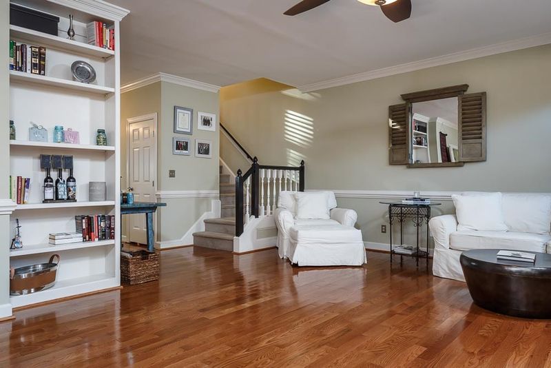 6011 Cobridge Sq, Raleigh, NC 27609
