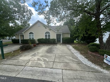 6011 Osprey Cove Dr, Raleigh, NC 27604