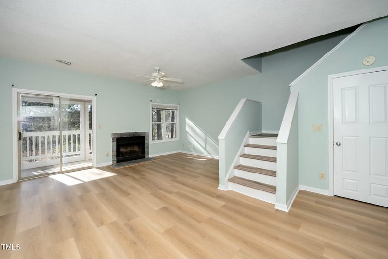 6011 Winterpointe Ln #205, Raleigh, NC 27606