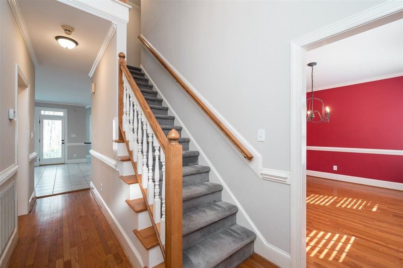 6012 Fordland Dr, Raleigh, NC 27606